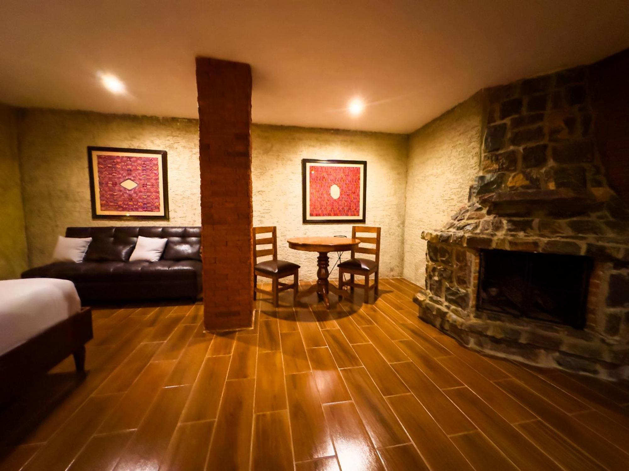 Le Suisse Spa Santa Lucía Milpas Altas エクステリア 写真