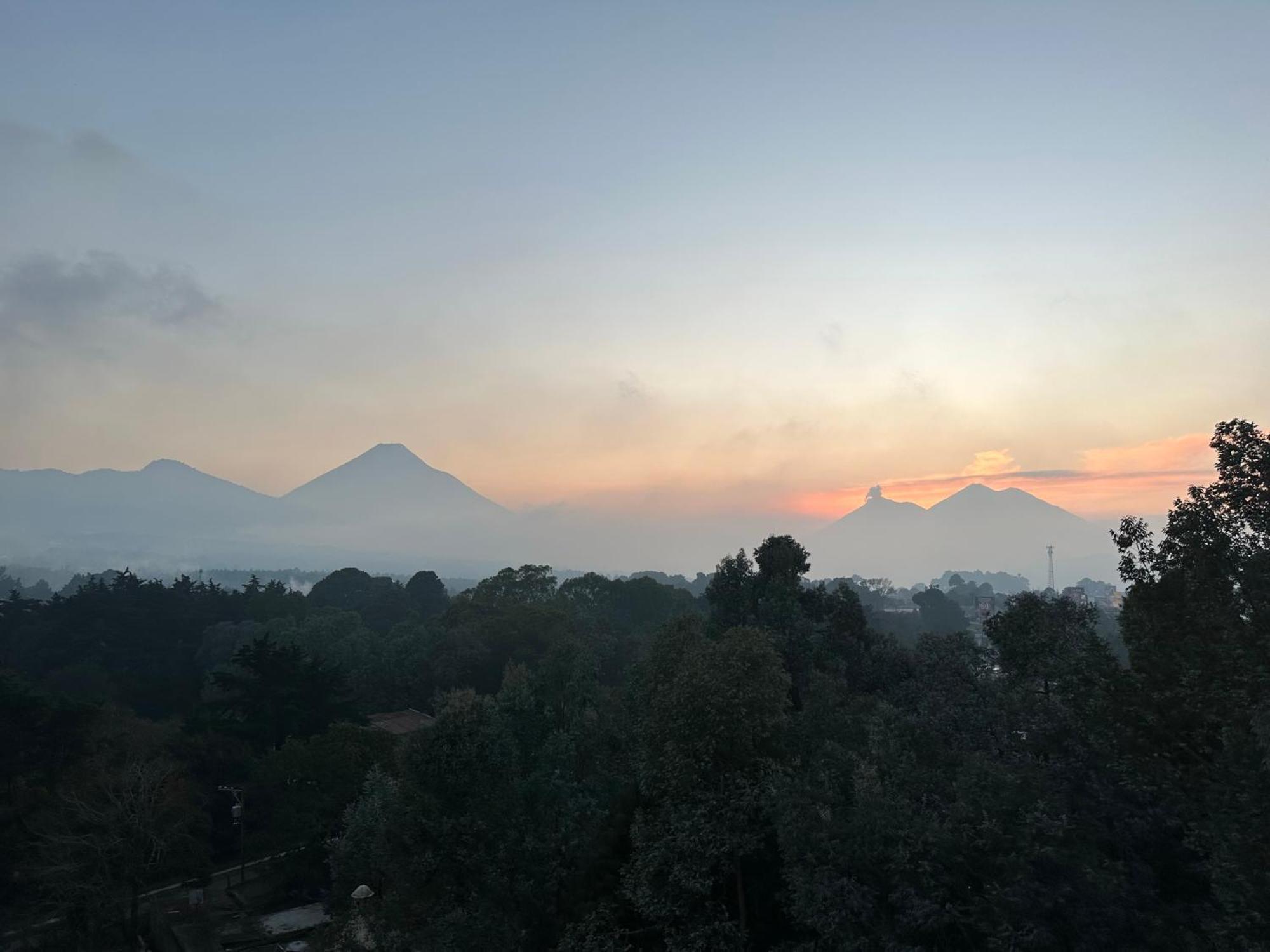 Le Suisse Spa Santa Lucía Milpas Altas エクステリア 写真