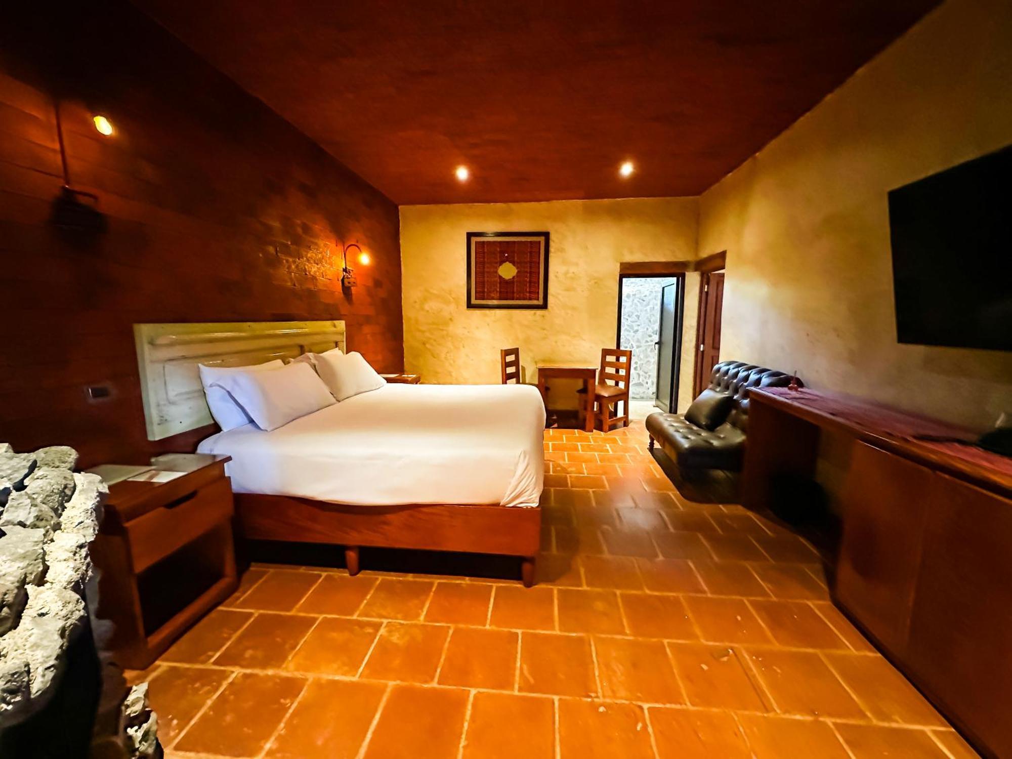 Le Suisse Spa Santa Lucía Milpas Altas エクステリア 写真