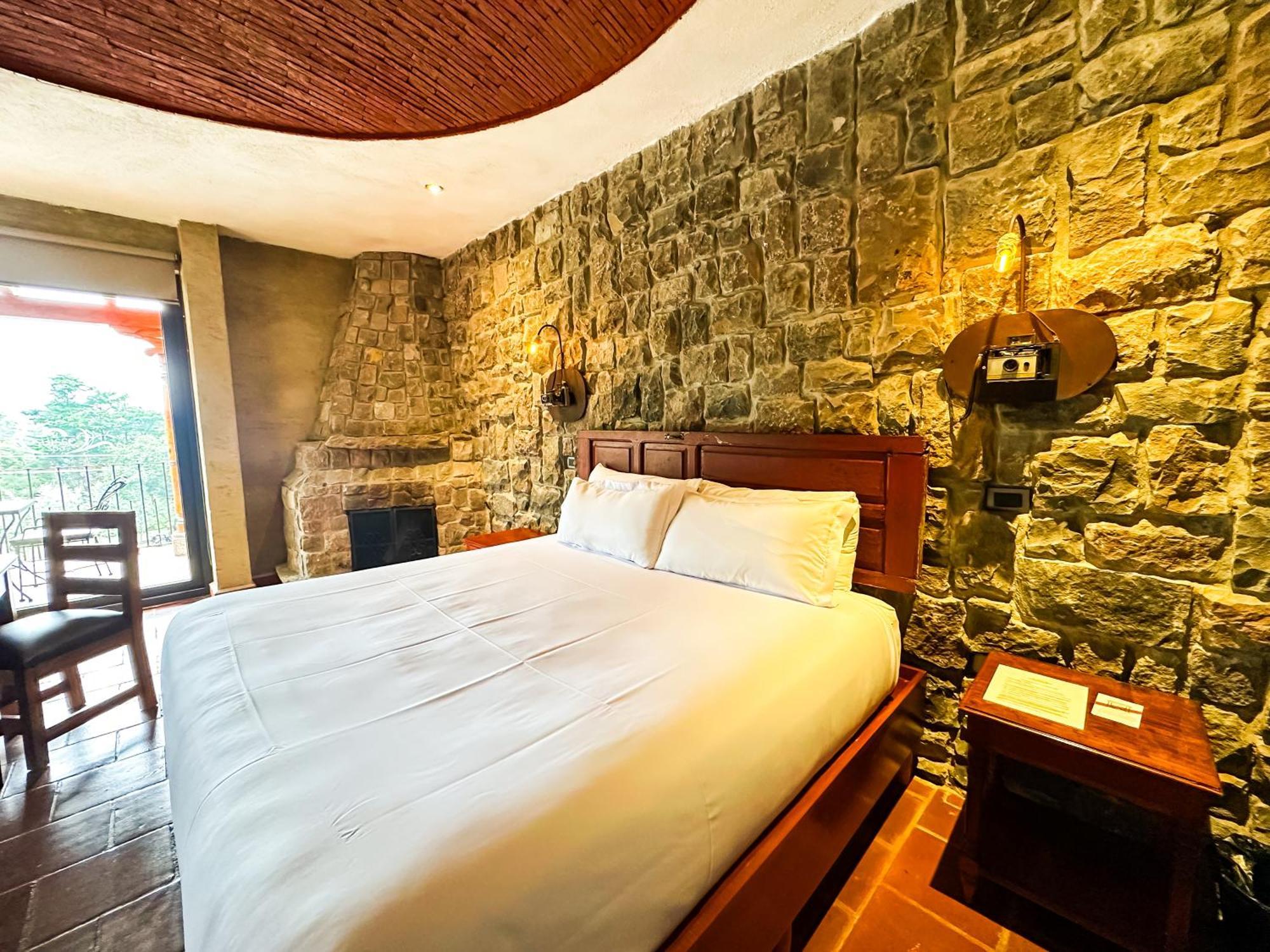 Le Suisse Spa Santa Lucía Milpas Altas エクステリア 写真